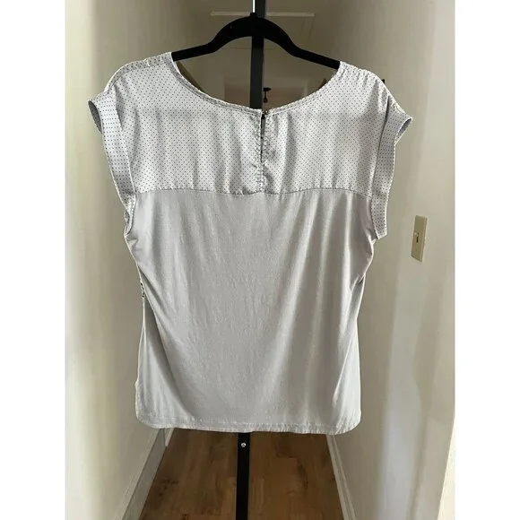 EUC The Limited Women's Polka Dot Short Sleeve Blouse - Picture 2 of 3